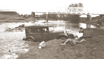 Yass River in flood (2)